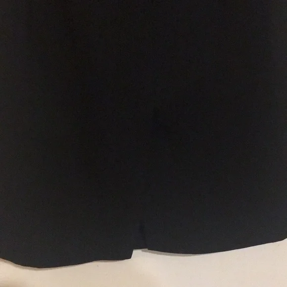 Jones Wear Black Skirt Size 6 NEW Fully Lined Back Walking slit Side Zip Beauty - Picture 5 of 6
